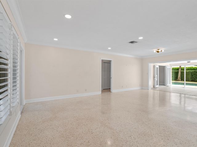 Продажа дома по адресу 670 Juneberry Court - фото 6689514