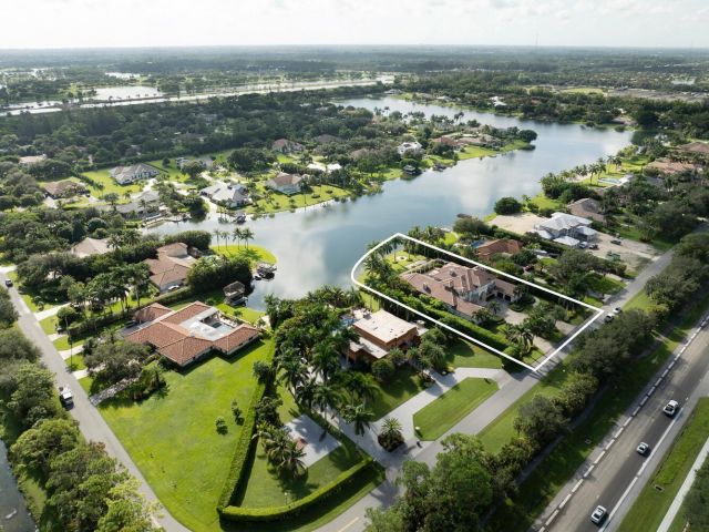 Продажа дома по адресу 9006 Wendy Lane W - фото 6660646