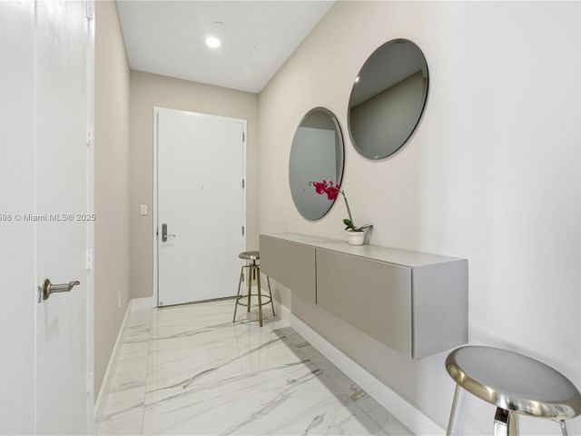 Продажа квартиры #3705 - фото 6633634