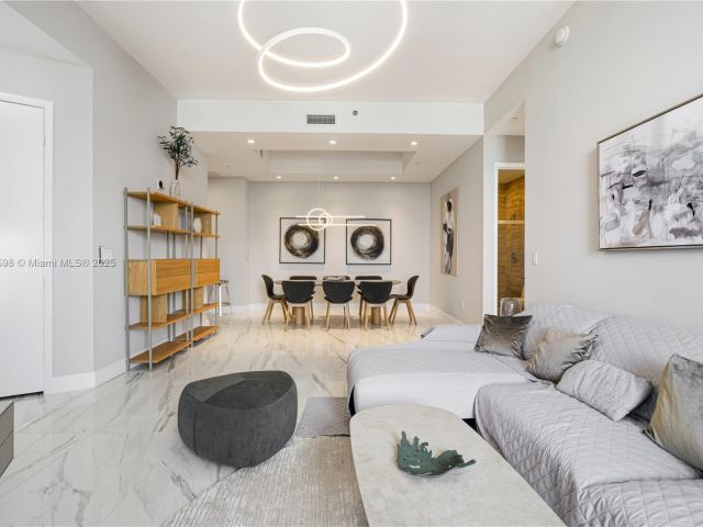 Продажа квартиры #3705 - фото 6633635