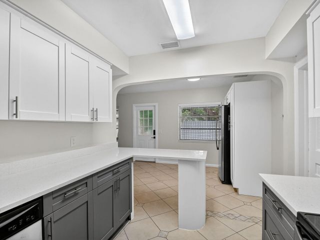 Дом в аренду по адресу 5009 Spruce Avenue - фото 6635267