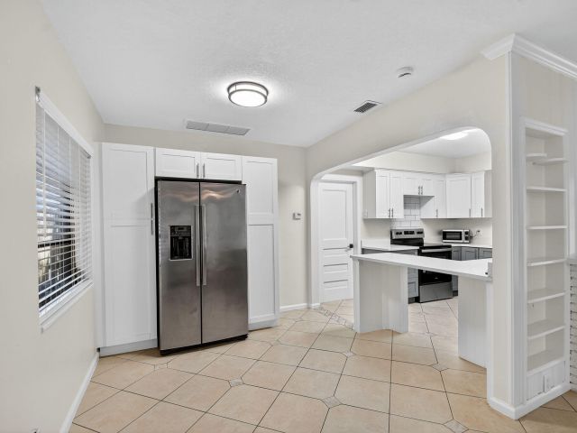 Дом в аренду по адресу 5009 Spruce Avenue - фото 6635275