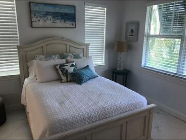 Дом в аренду по адресу 519 SW 5th Avenue 519a - фото 6642563