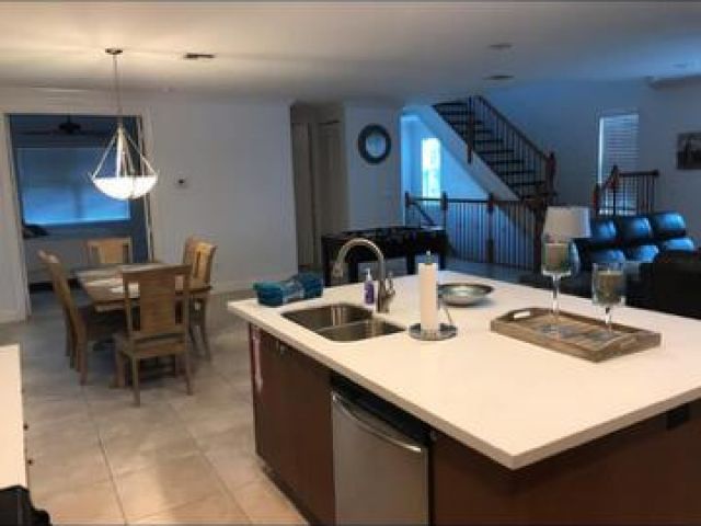 Дом в аренду по адресу 519 SW 5th Avenue 519a - фото 6642565