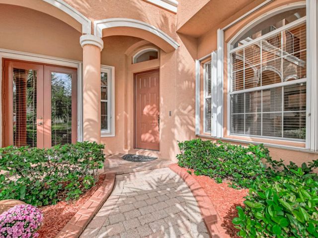 Продажа дома по адресу 514 Cresta Circle - фото 6632229