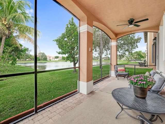 Продажа дома по адресу 514 Cresta Circle - фото 6677499