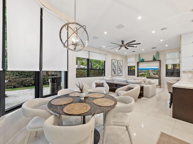 Продажа дома по адресу 2832 NE 21st Court - фото 6642546