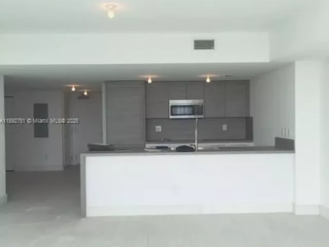 Квартира в аренду номер1621 - фото 6633788