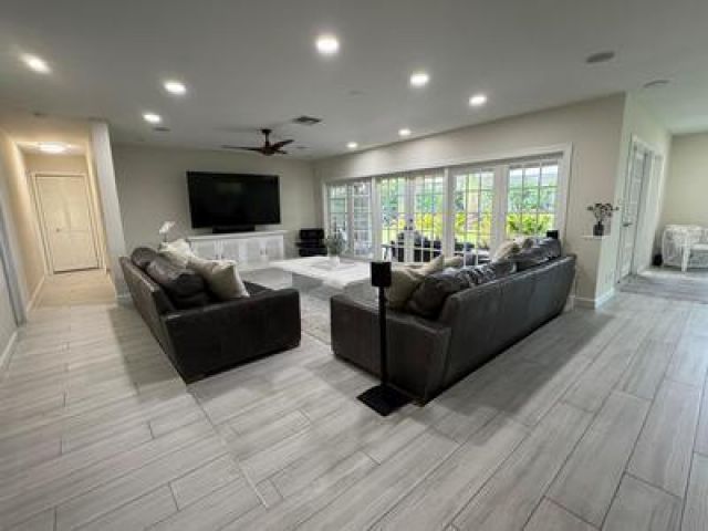 Продажа дома по адресу 3127 Lakeview Boulevard - фото 6634835