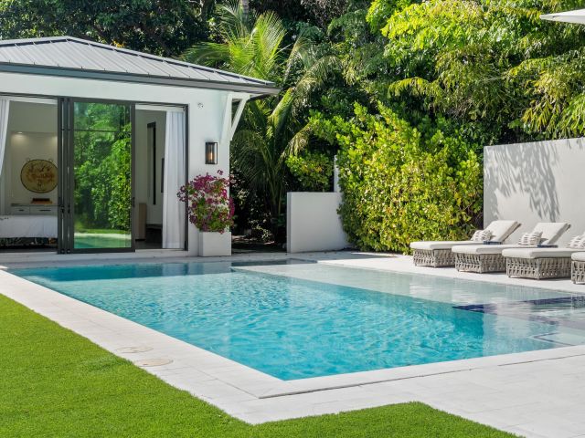 Продажа дома по адресу 501 NW 9th Street - фото 6677800