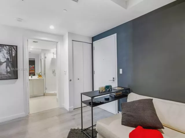 Квартира в аренду номер3205 - фото 6634987