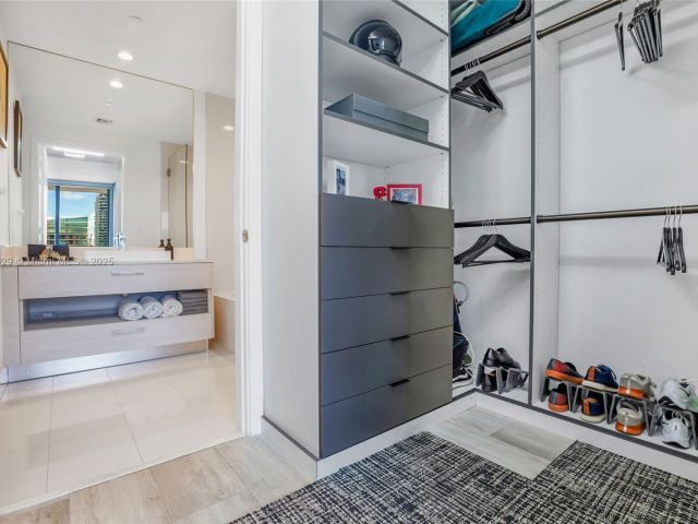 Квартира в аренду номер3205 - фото 6634994