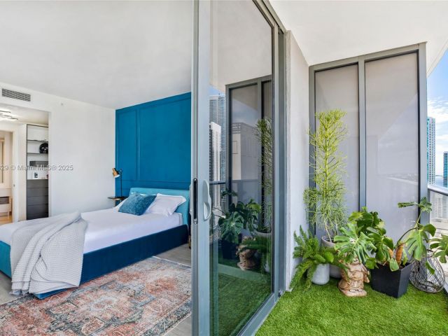 Квартира в аренду номер3205 - фото 6634995