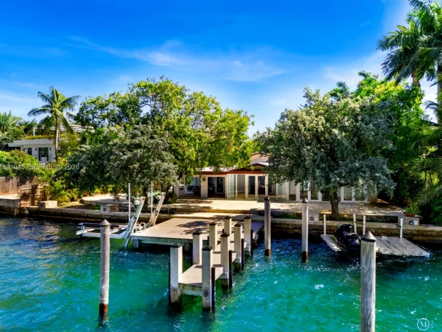 Продажа дома по адресу 444 W Rivo Alto Dr - фото 6632763