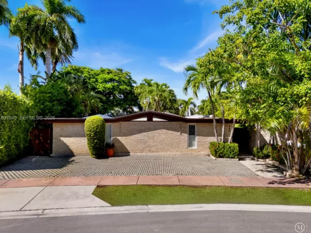 Продажа дома по адресу 444 W Rivo Alto Dr - фото 6632751