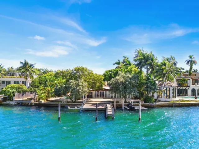 Продажа дома по адресу 444 W Rivo Alto Dr - фото 6632753