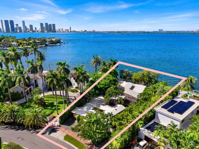 Продажа дома по адресу 444 W Rivo Alto Dr - фото 6632755