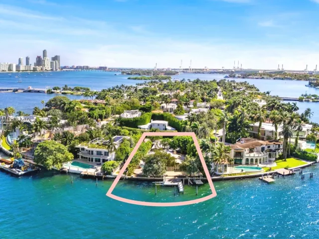 Продажа дома по адресу 444 W Rivo Alto Dr - фото 6632756