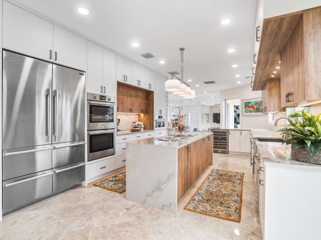 Продажа дома по адресу 968 Hyacinth Drive - фото 6656725