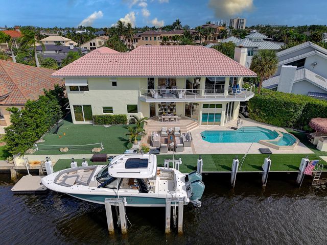 Продажа дома по адресу 968 Hyacinth Drive - фото 6656738