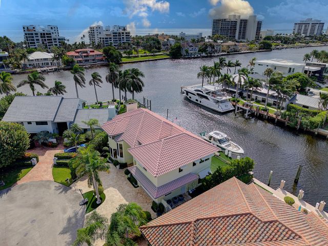 Дом в аренду по адресу 968 Hyacinth Drive - фото 6634818