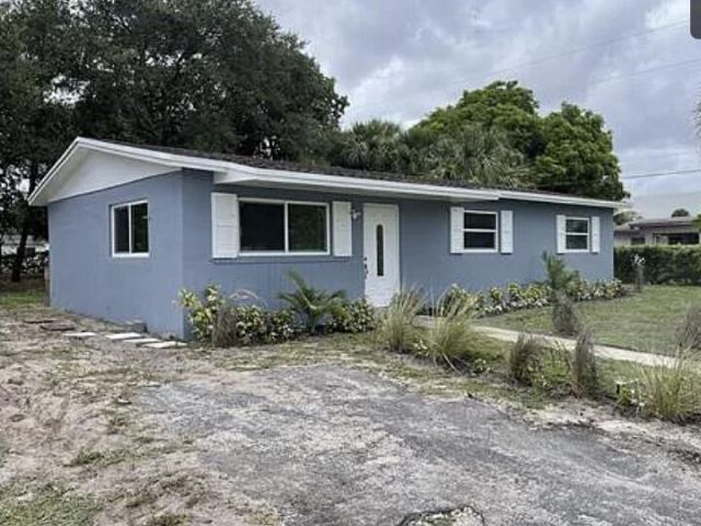 Дом в аренду по адресу 372 NW 4th Court - фото 6642981