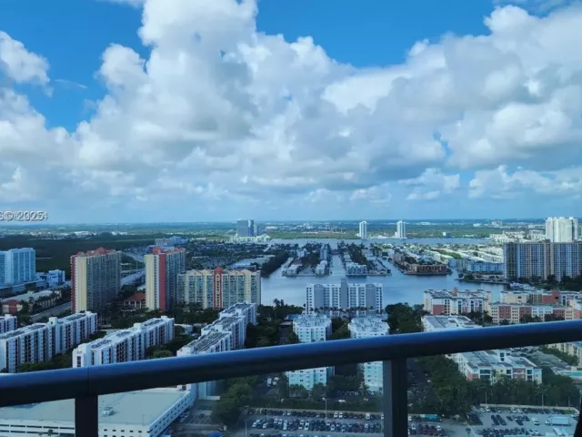 Квартира в аренду номер3705 - фото 6636058