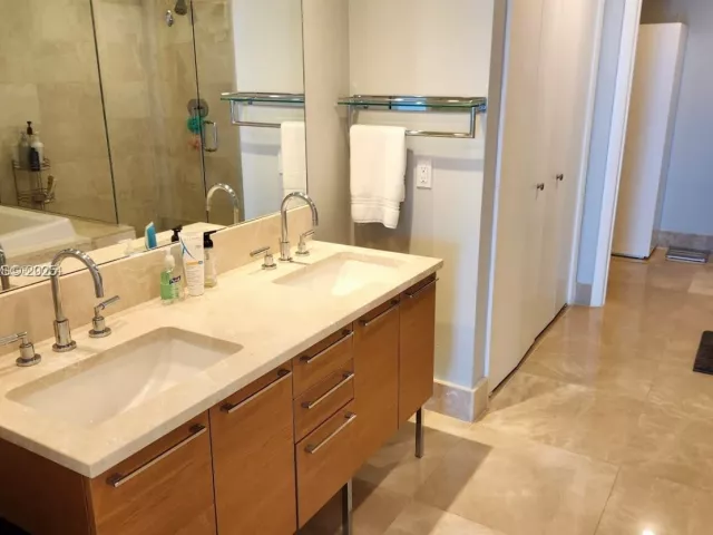 Квартира в аренду номер3705 - фото 6636042