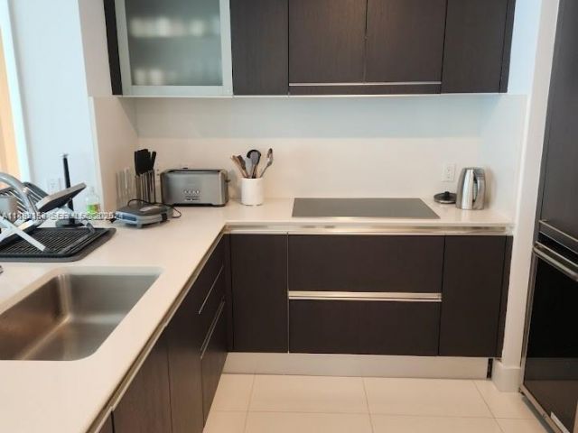 Квартира в аренду номер3705 - фото 6636052