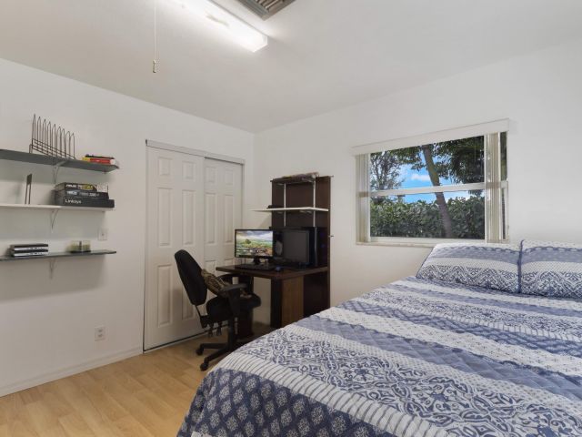 Продажа дома по адресу 101 N Sequoia Drive N - фото 6656405