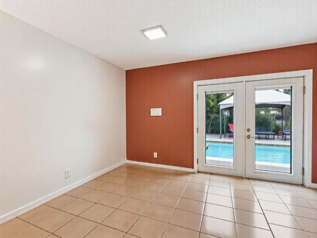 Продажа дома по адресу 101 N Sequoia Drive N - фото 6656412