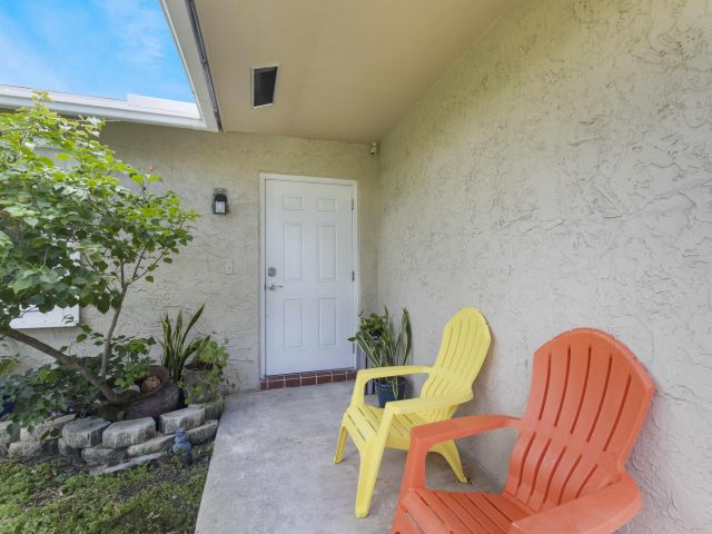 Продажа дома по адресу 101 N Sequoia Drive N - фото 6656419