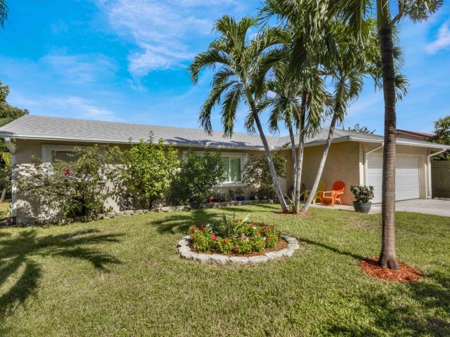 Продажа дома по адресу 101 N Sequoia Drive N - фото 6656421