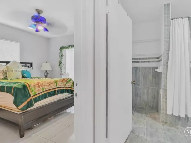 Продажа дома по адресу 822 Avenida Hermosa - фото 6641446