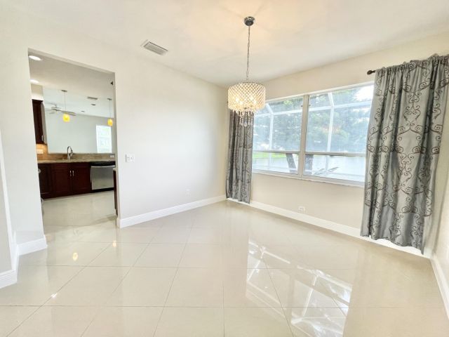 Дом в аренду по адресу 9593 Tavernier Drive - фото 6643854