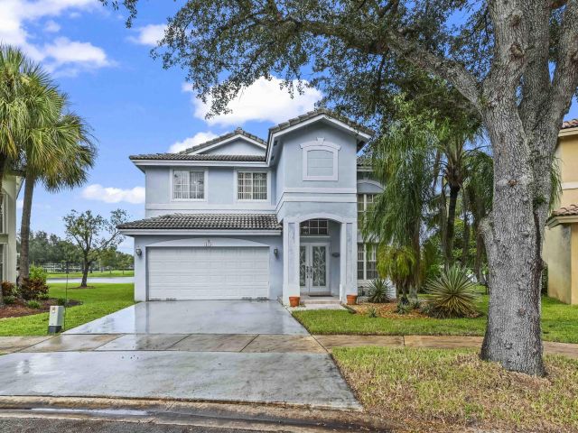 Продажа дома по адресу 375 SW 205th Avenue - фото 6645417