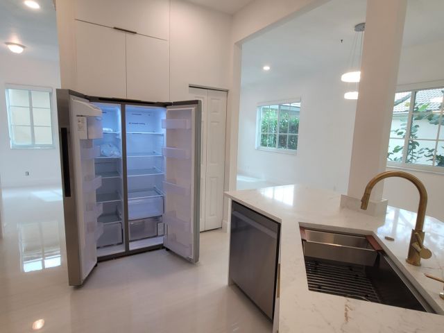 Дом в аренду по адресу 2345 Spanish - фото 6639520