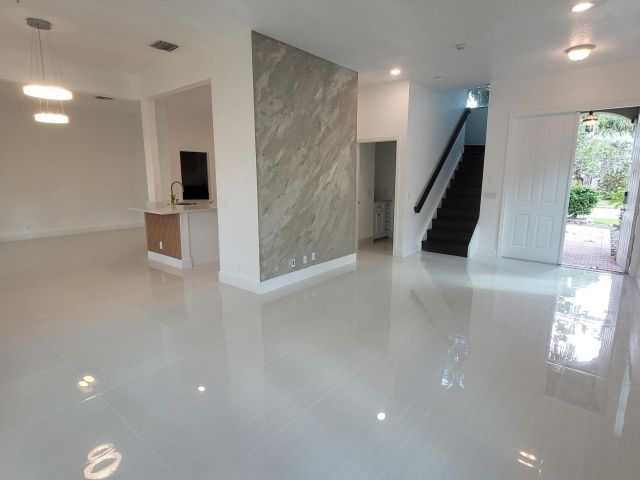 Дом в аренду по адресу 2345 Spanish - фото 6639523