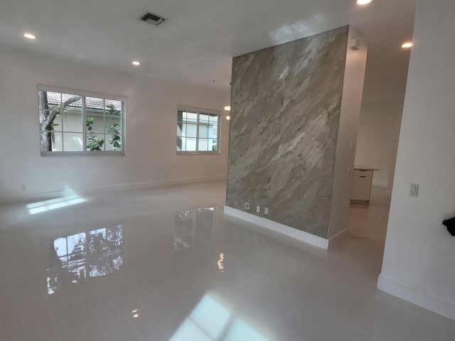 Дом в аренду по адресу 2345 Spanish - фото 6639524