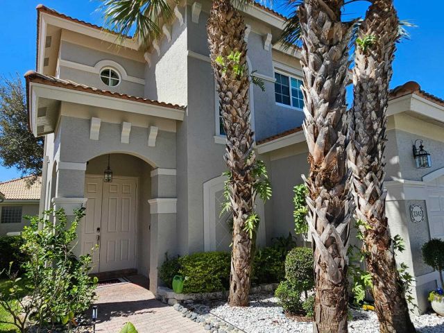 Дом в аренду по адресу 2345 Spanish - фото 6639526