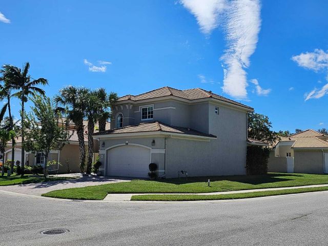 Дом в аренду по адресу 2345 Spanish - фото 6639529