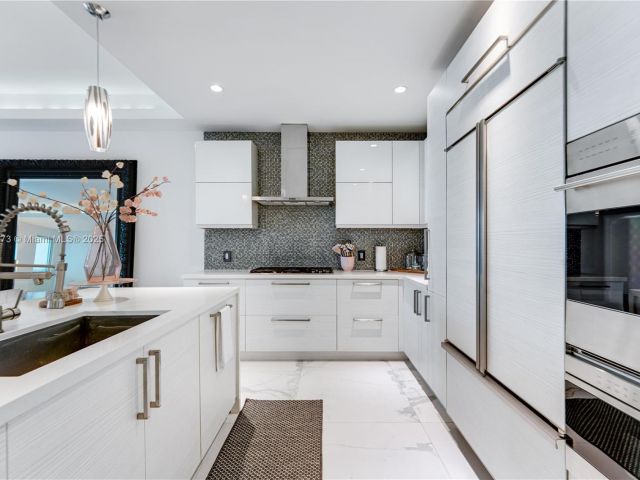 Продажа дома по адресу 259 Shore Ct - фото 6640305