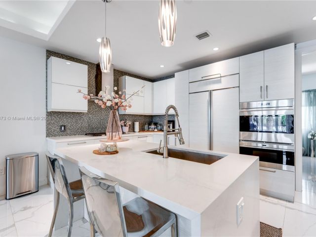 Продажа дома по адресу 259 Shore Ct - фото 6640306