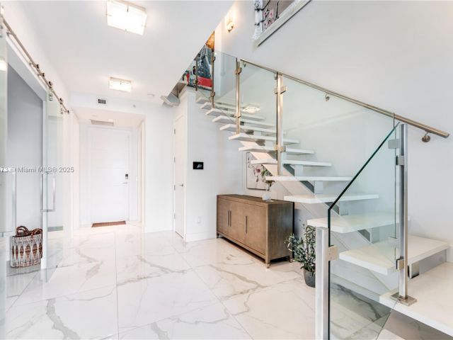 Продажа дома по адресу 259 Shore Ct - фото 6640312