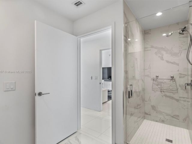 Продажа квартиры #3707 - фото 6640598