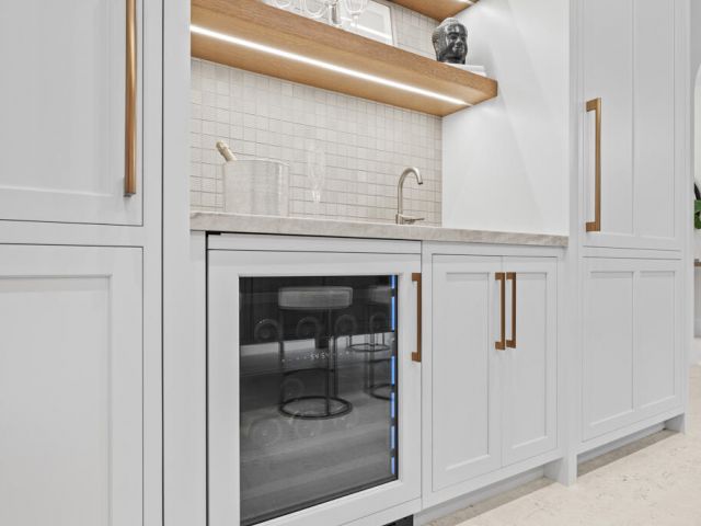 Продажа дома по адресу 1114 Vista Del Mar Drive N - фото 6637516