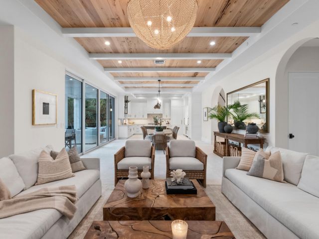 Продажа дома по адресу 1114 Vista Del Mar Drive N - фото 6637523