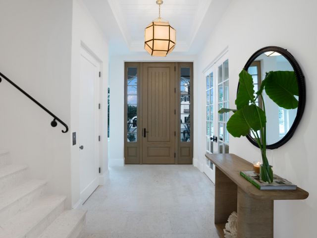 Продажа дома по адресу 1114 Vista Del Mar Drive N - фото 6637529