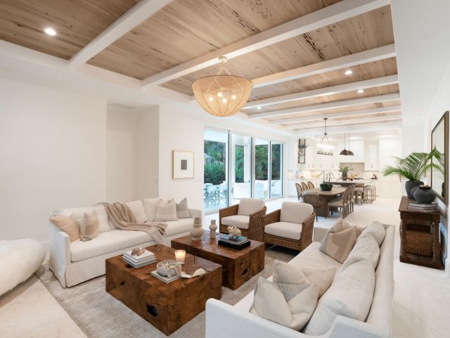 Продажа дома по адресу 1114 Vista Del Mar Drive N - фото 6637530