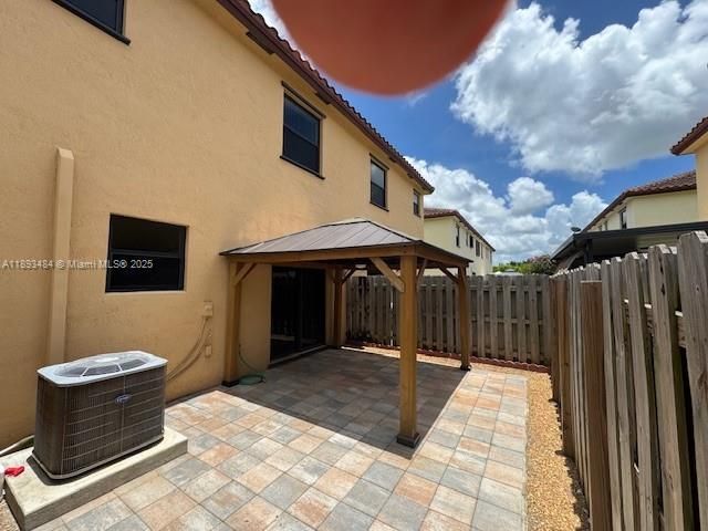 Дом в аренду по адресу 158 SE 34th Ter - фото 7517705